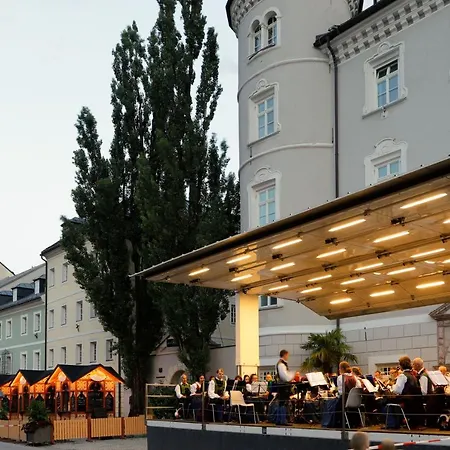 Apartmenthaus Nr 1 * Lienz